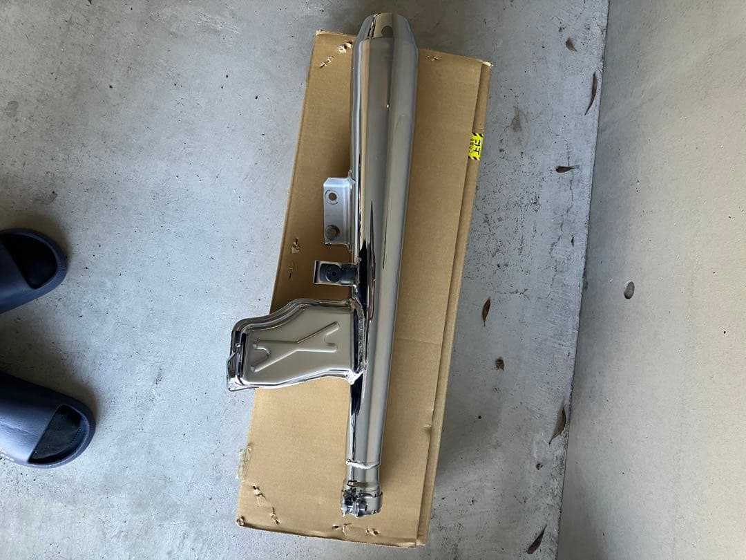 【ほぼ未使用】SR400 プラナス　キャブ車PRUNUS メガホンマフラー