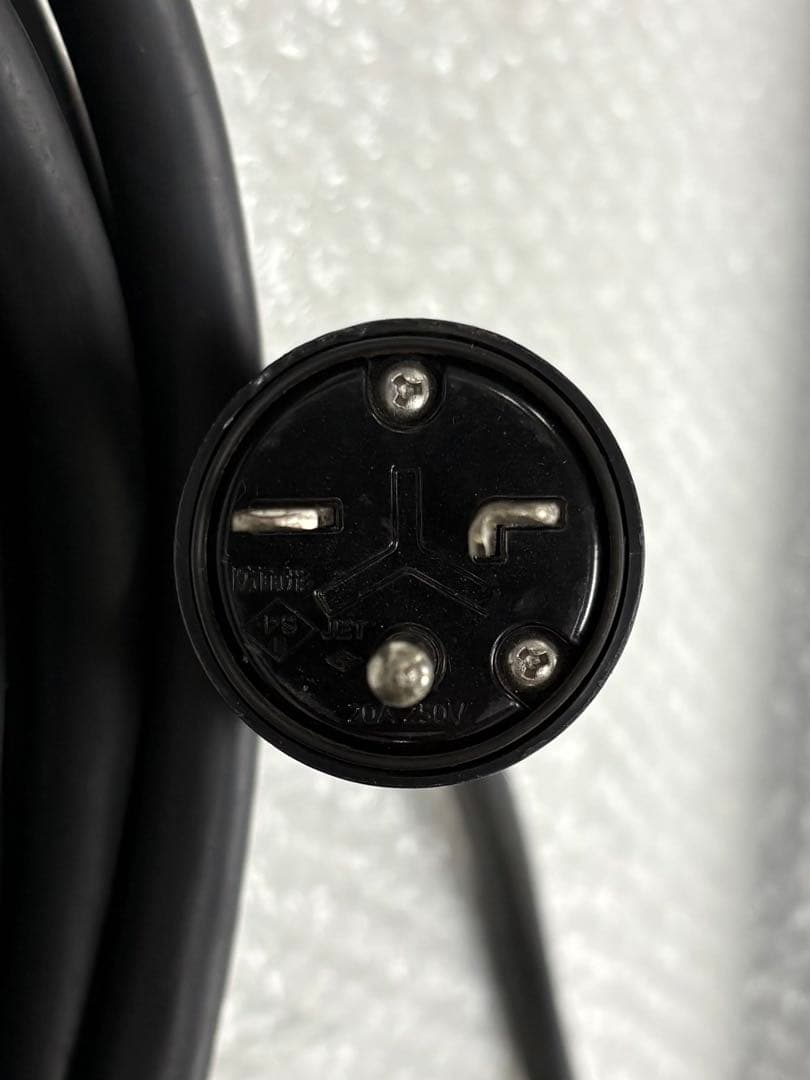 ⚫︎送料無料⚫︎動作確認済⚫︎電気自動車 EV車 アウトランダー リーフ 充電ケーブル