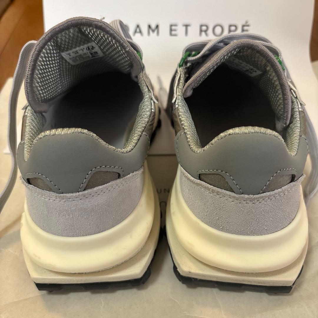 アダムエロペ✖️ラコステ　 シルバースニーカー