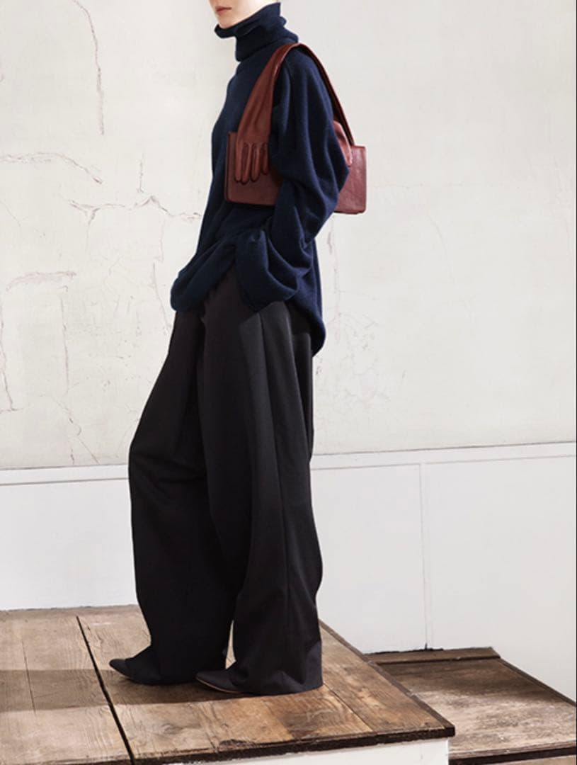 マルタンマルジェラ× グローブクラッチ