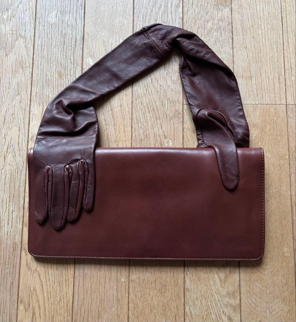 マルタンマルジェラ× グローブクラッチ