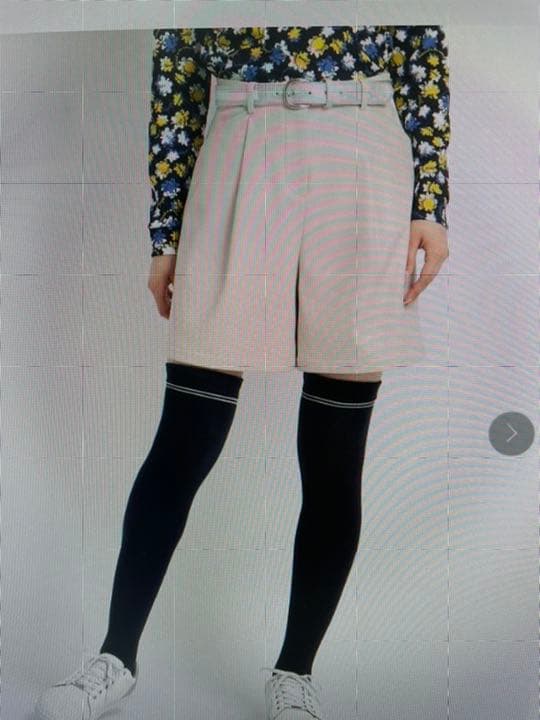 お値下げアダバットのフェイクレザーキュロット