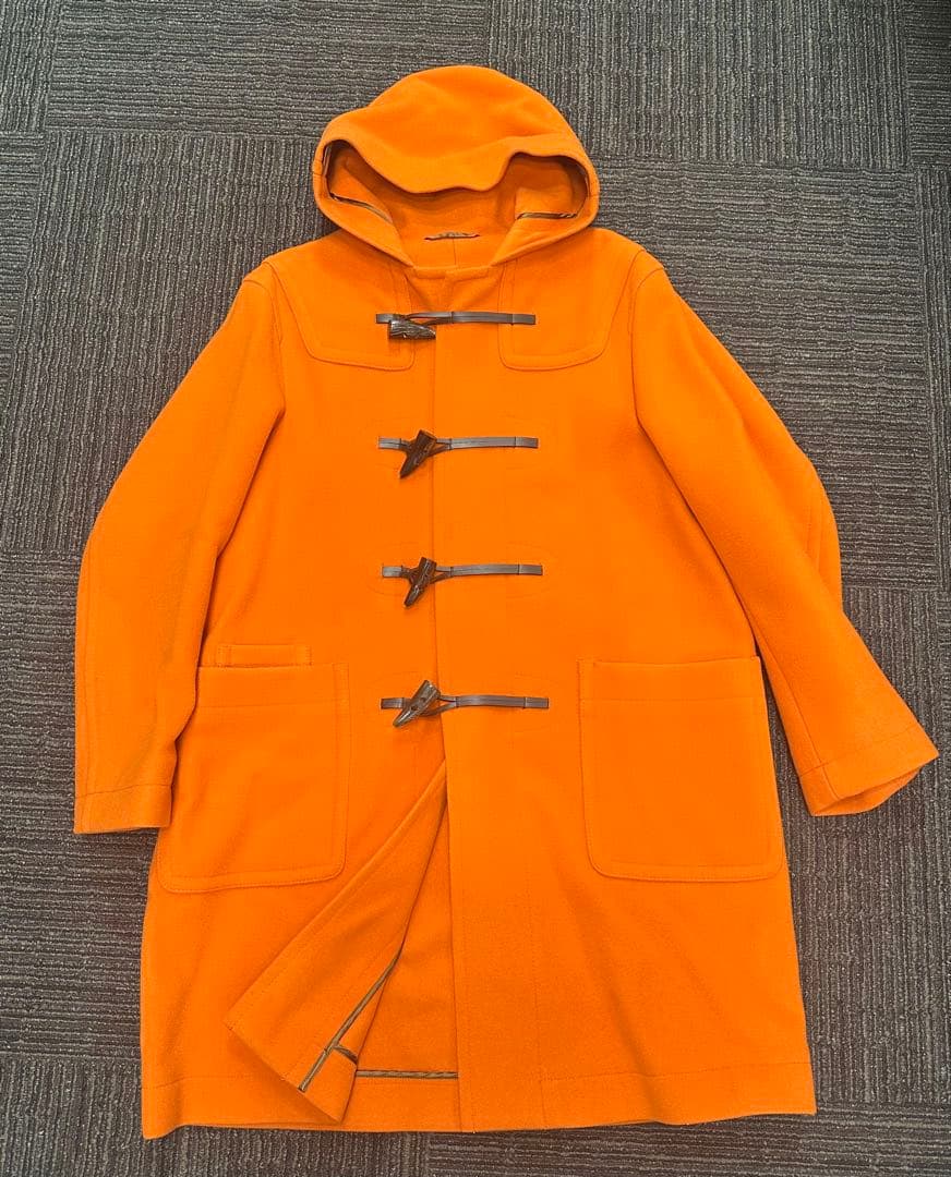 週末限定値下　オレンジ ダッフルコート フード付き　united arrows
