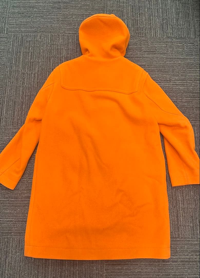 週末限定値下　オレンジ ダッフルコート フード付き　united arrows