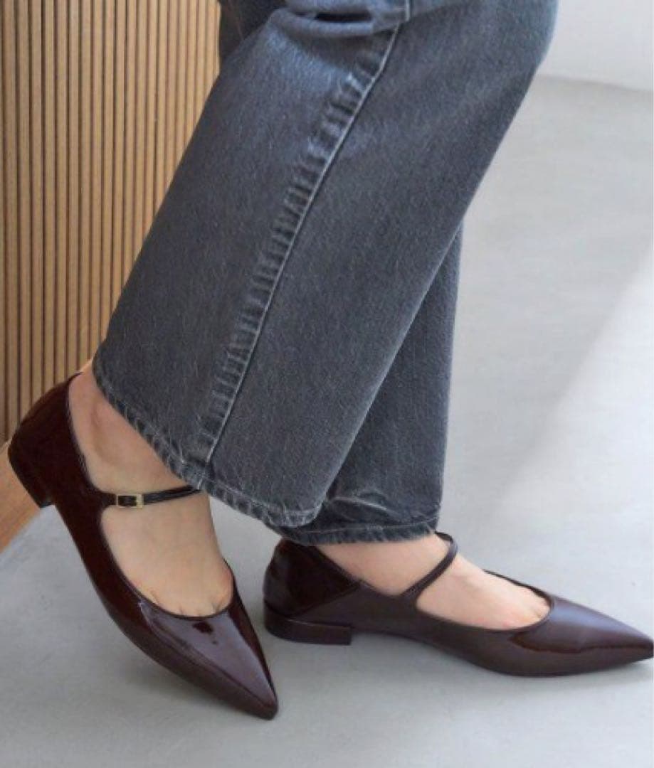 【新品未使用】LE TALON ポインテッドワンストラップフラット