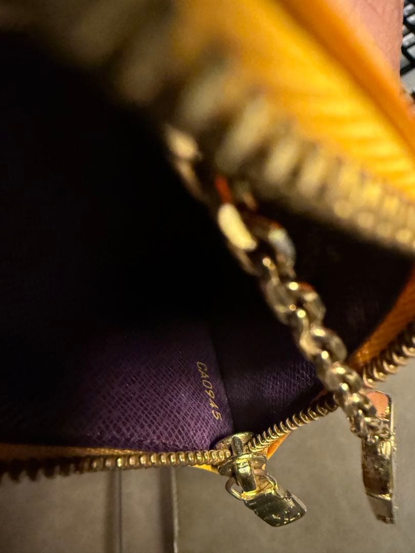 美品　VUITTON ヴィトン　エピ　ケース　ポシェットクレ　キーケース