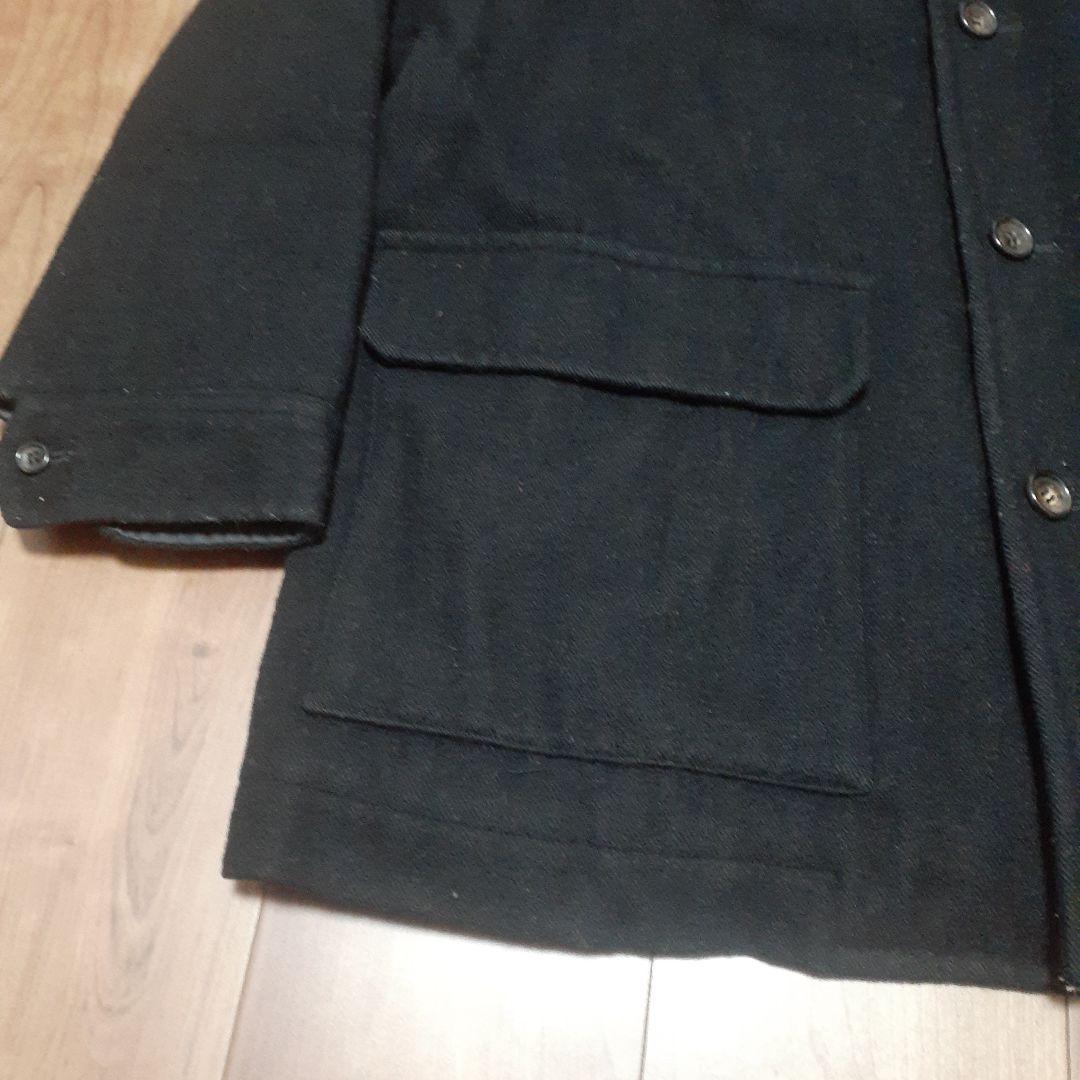 COMME des GARCONSハーフコート、サイズM、色ブラック。