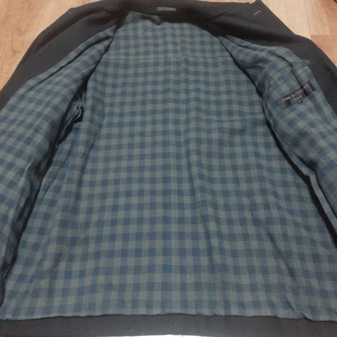 COMME des GARCONSハーフコート、サイズM、色ブラック。