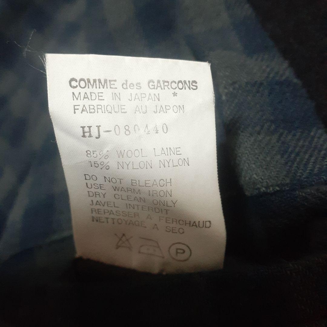 COMME des GARCONSハーフコート、サイズM、色ブラック。