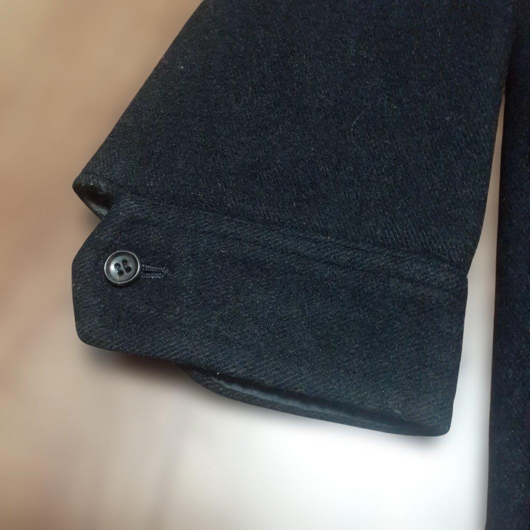 COMME des GARCONSハーフコート、サイズM、色ブラック。