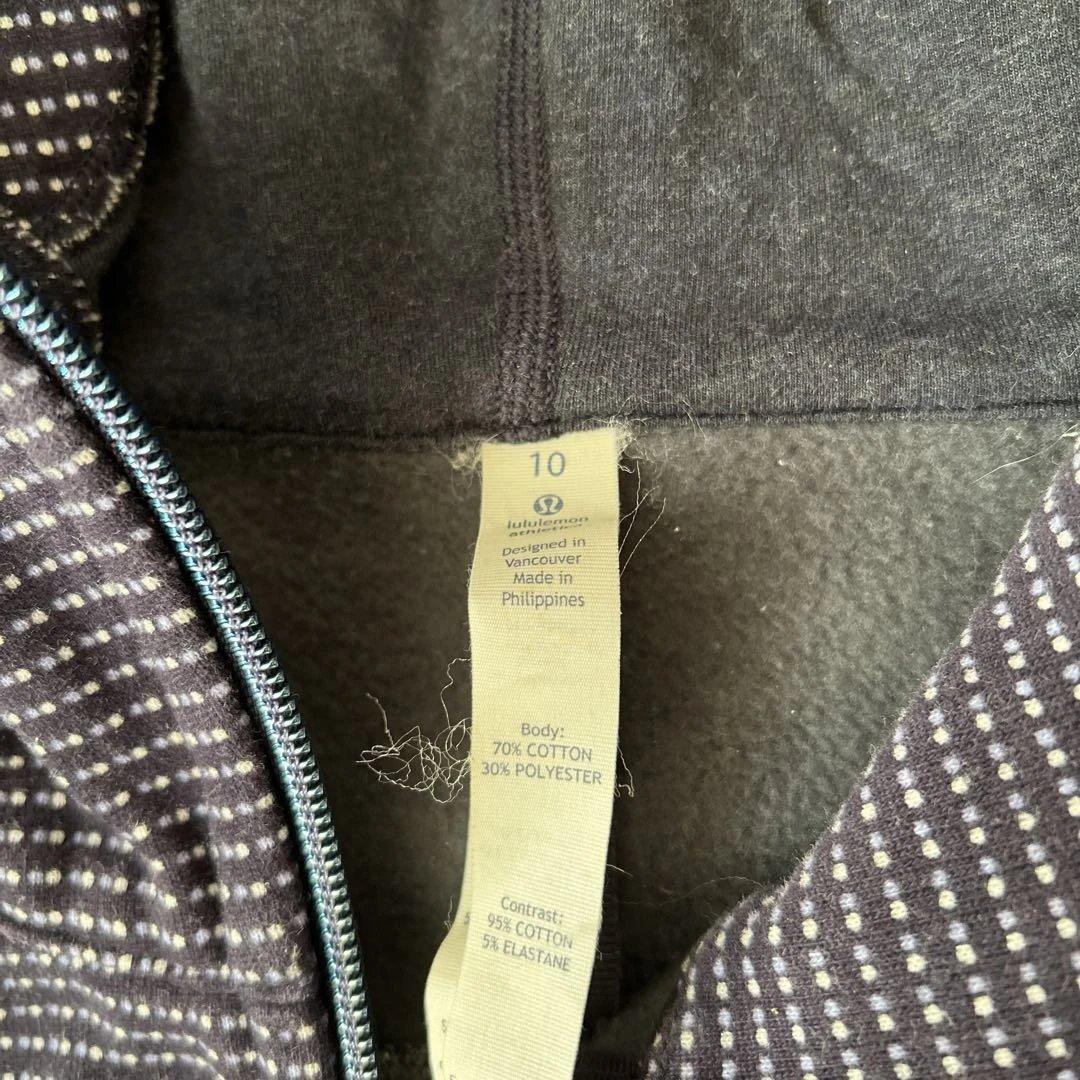 ルルレモン　フードパーカー　10