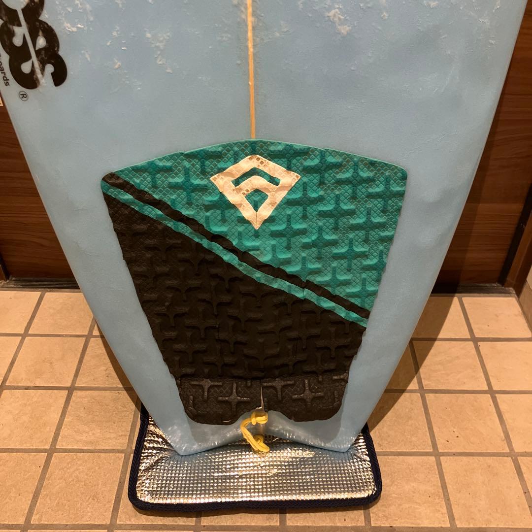 パイオニアモス小波サーフボード　5'6×21 5/8\"×2 3/8\" 約32L