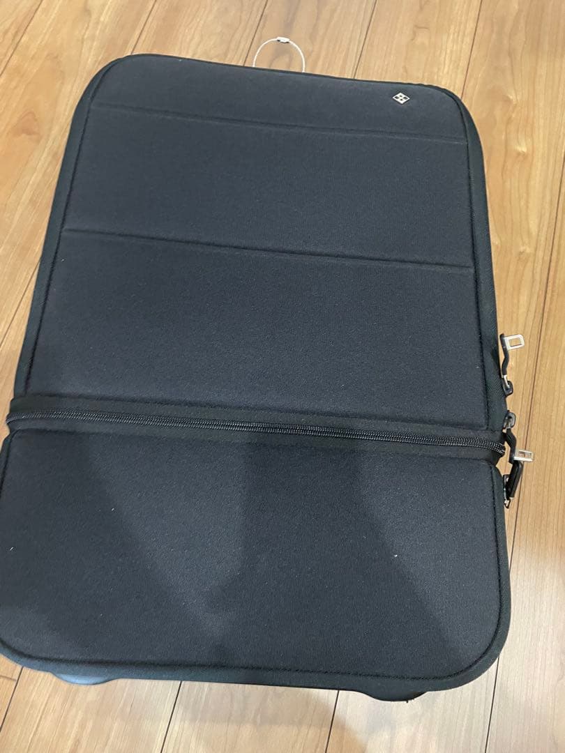 多機能スーツケースKABUTO Black Copper