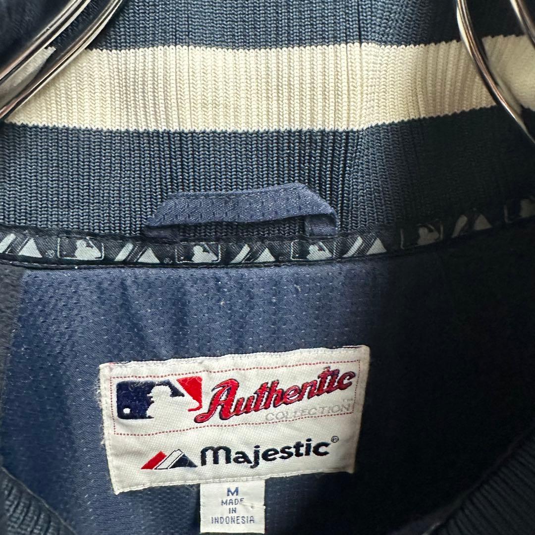 majestic ニューヨーク・ヤンキース　ソフトシェルジャケット