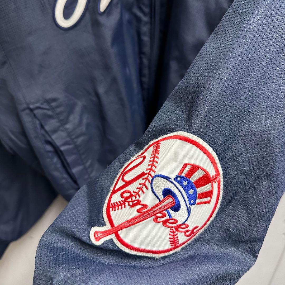 majestic ニューヨーク・ヤンキース　ソフトシェルジャケット