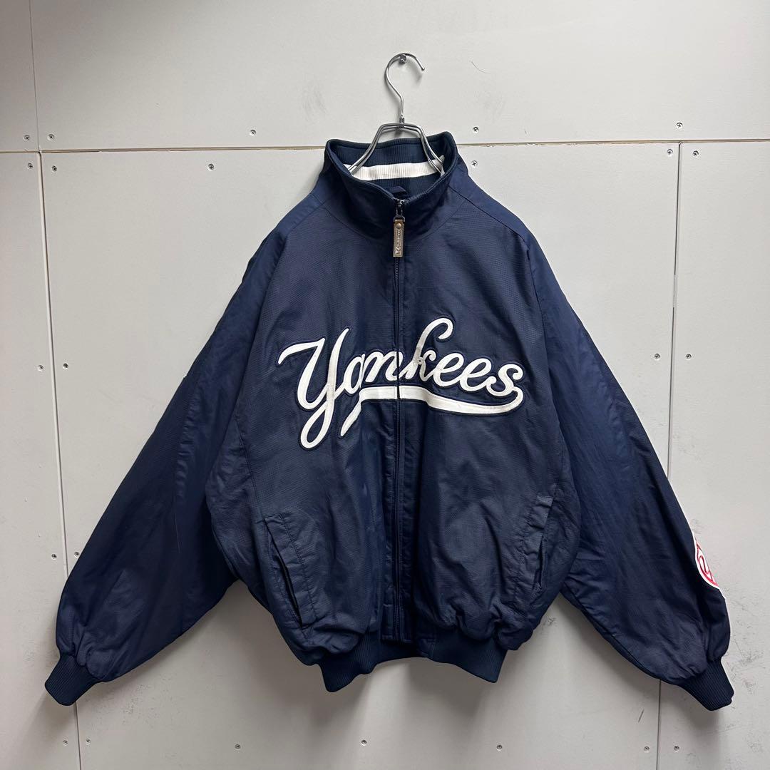 majestic ニューヨーク・ヤンキース　ソフトシェルジャケット