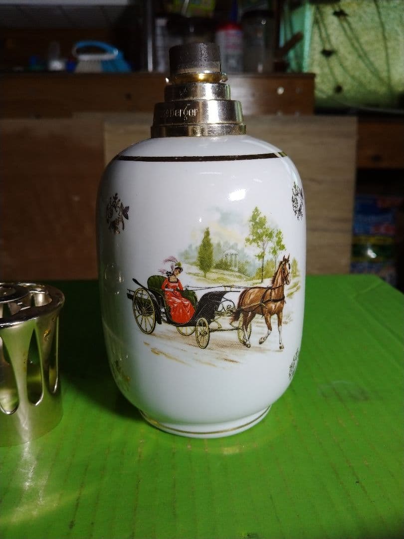 フランス製 ランプベルジェ　芳香器とオイル 紅苺2L と防ダニ液2Lそ