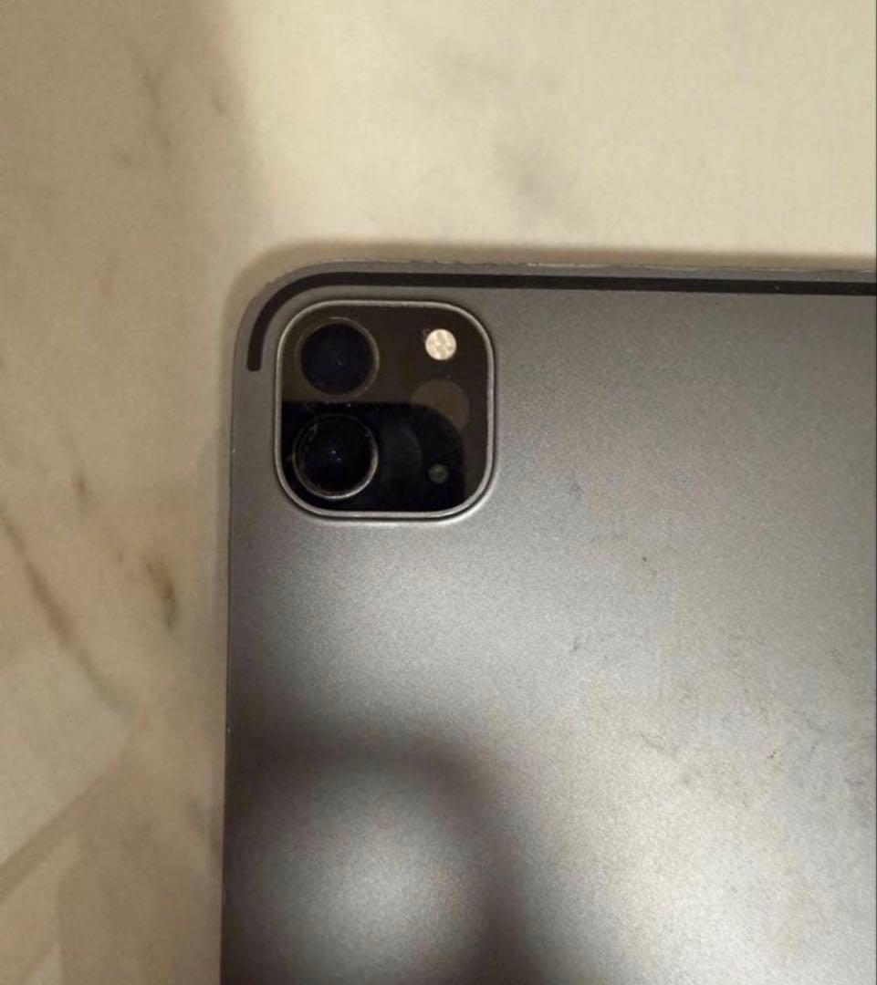 iPad pro 第三世代 128gb スペースグレー