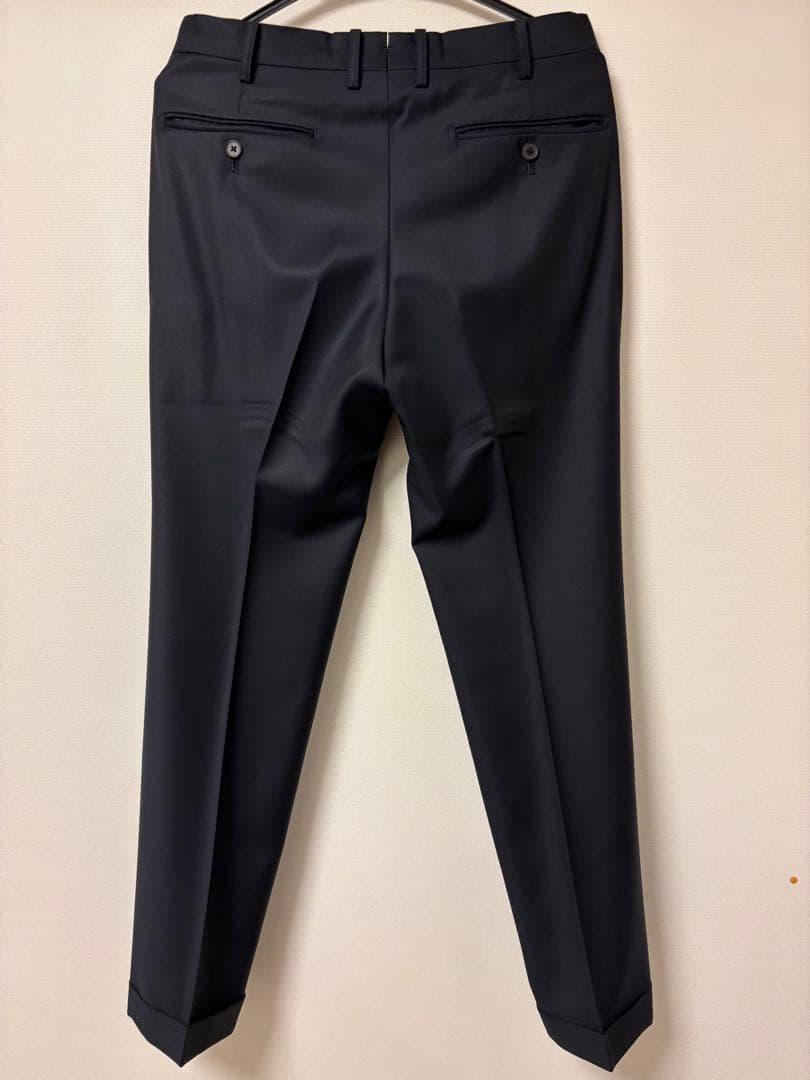 【値下げ】バーニーズ　カノニコ製生地　ネイビー　ウールソリッドスーツ サイズ44