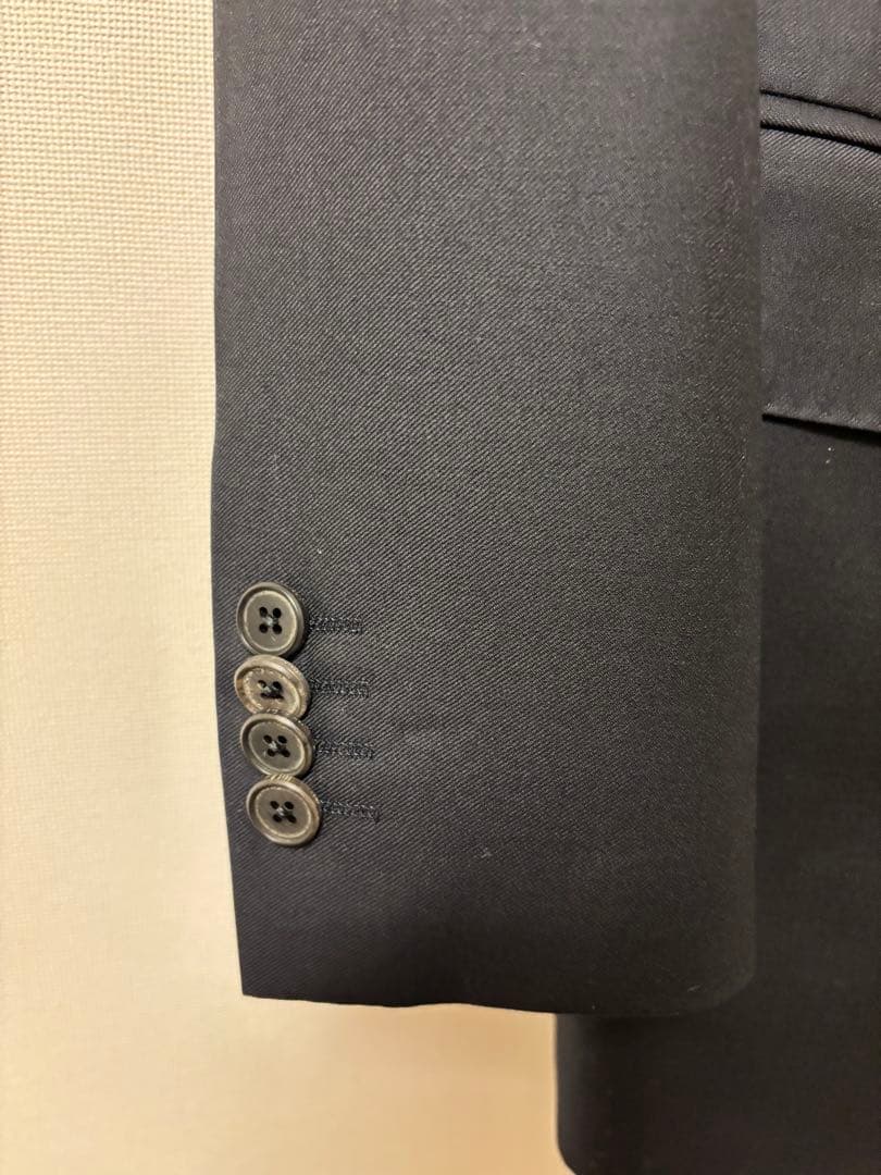 【値下げ】バーニーズ　カノニコ製生地　ネイビー　ウールソリッドスーツ サイズ44