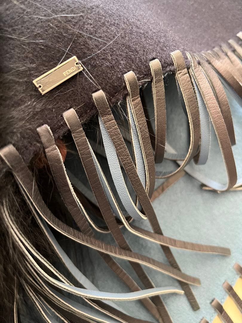 【極美品】FENDI フェンディ フォックスファー/レザーフリンジ ポンチョ