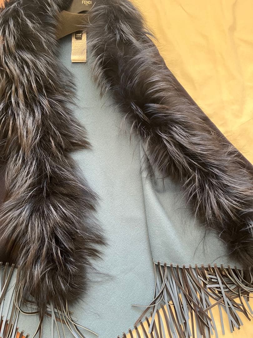 【極美品】FENDI フェンディ フォックスファー/レザーフリンジ ポンチョ