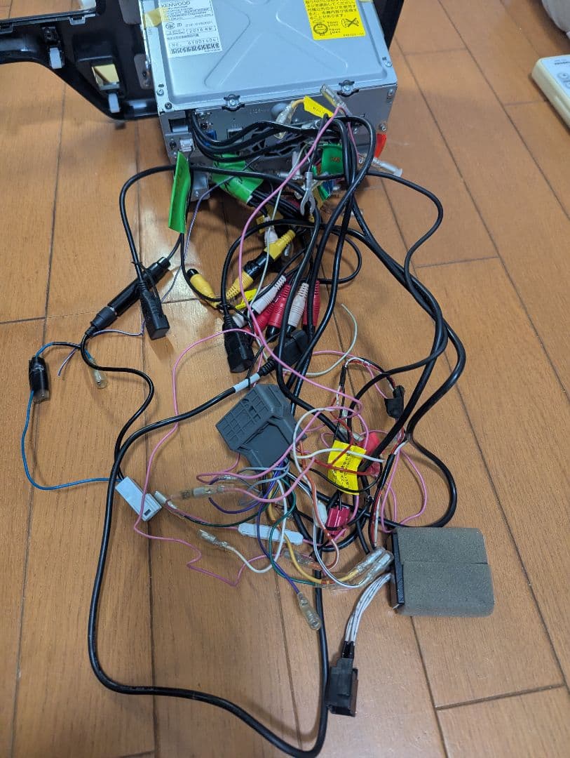 KENWOOD カーナビ 本体　MDV-Z904