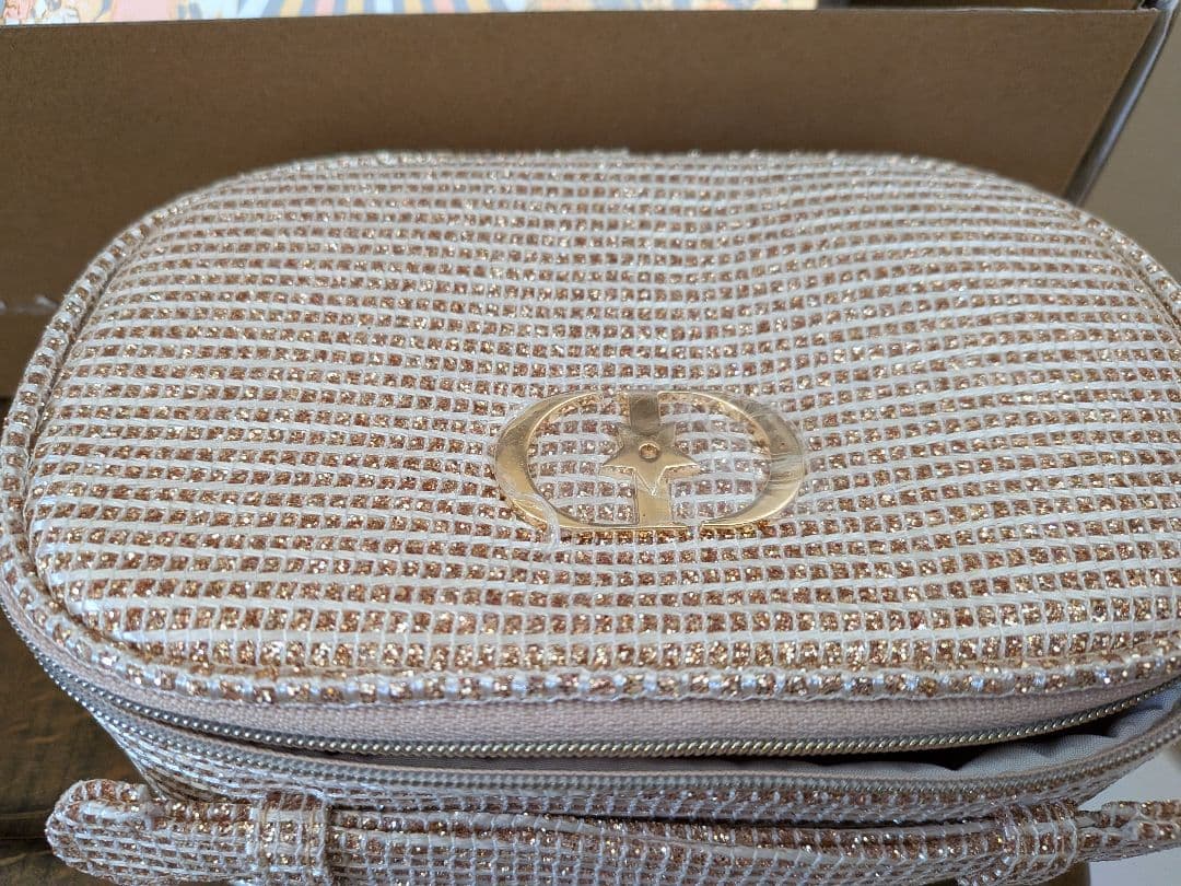 ◯Dior ディオール ビューティー＆ケア セット 2025ホリデーと タオル◯