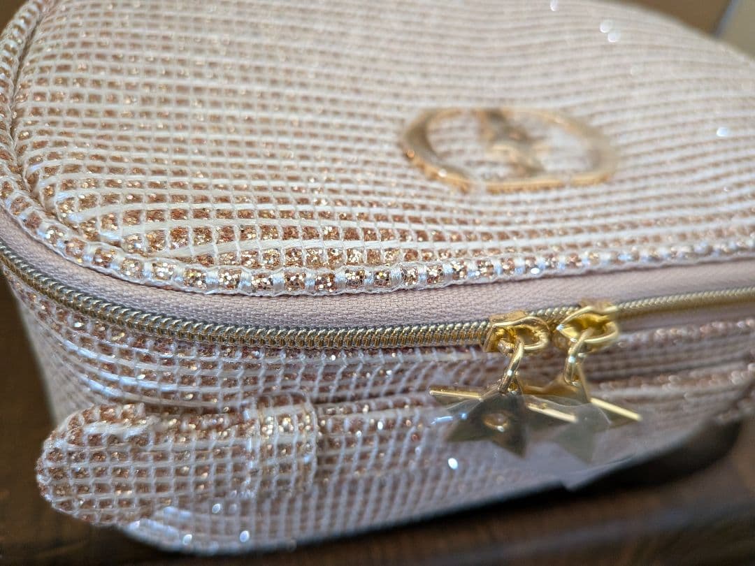 ◯Dior ディオール ビューティー＆ケア セット 2025ホリデーと タオル◯