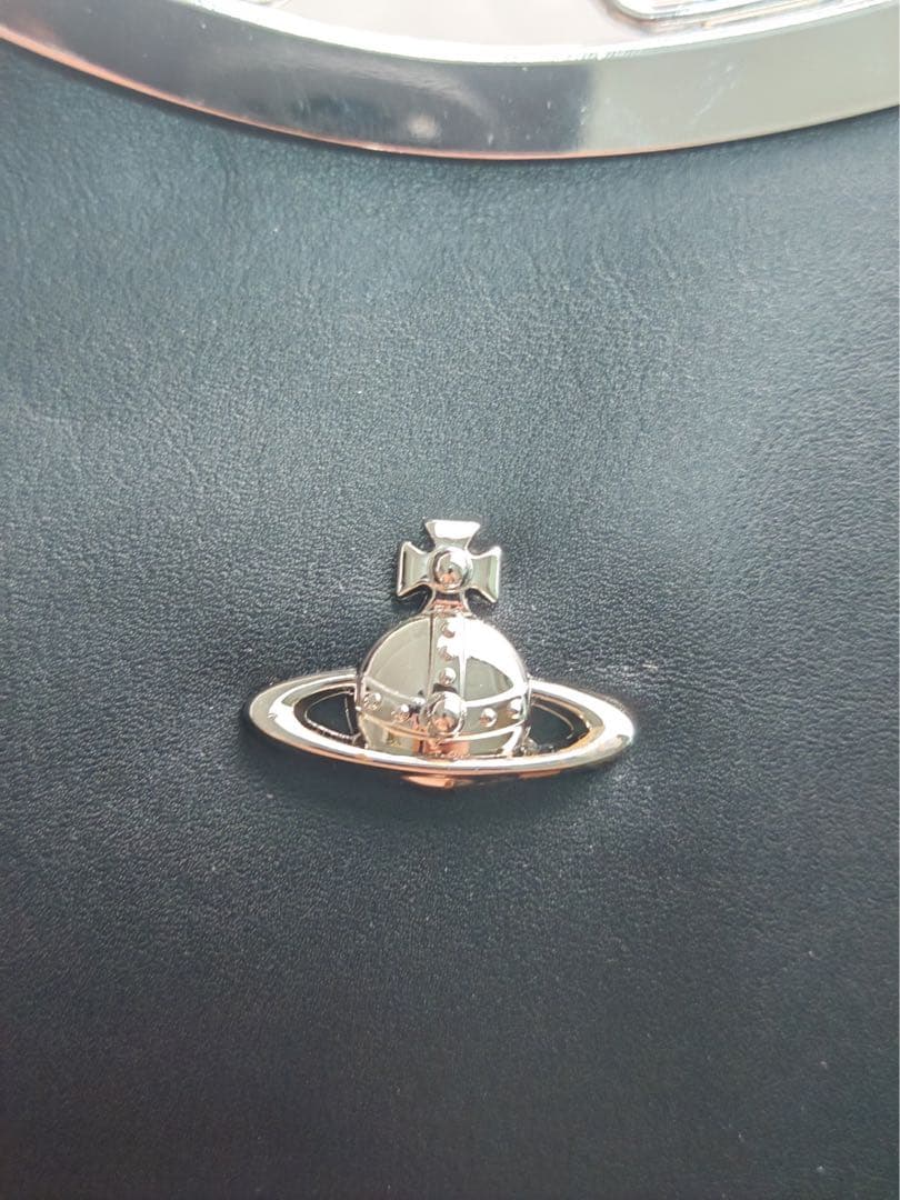 Vivienne Westwood ハンドバッグブラックチェーンチャーム付き美品