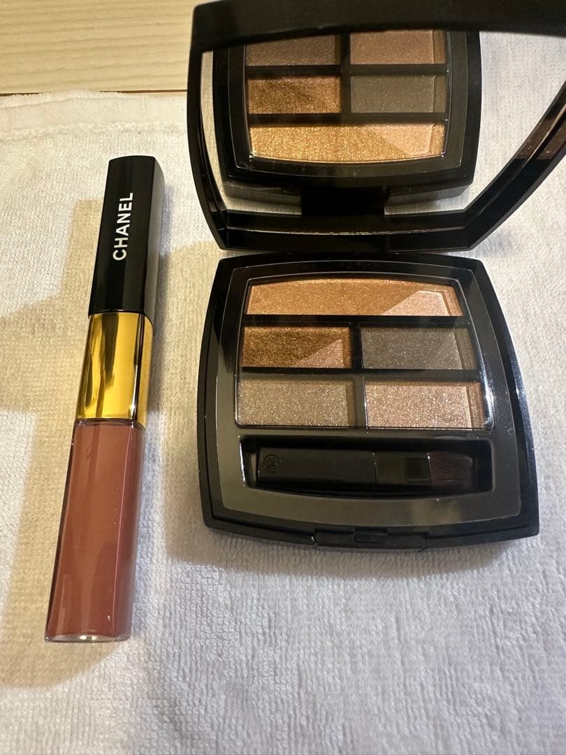 CHANEL アイシャドウ　リップカラー