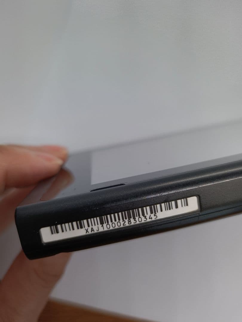 NintendoSWITCH本体のみ　ジョイコン・ドックなし