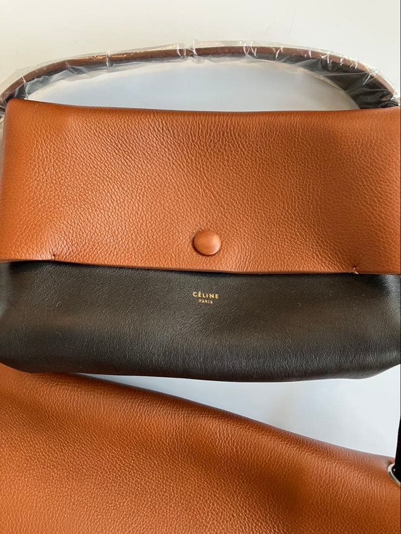 新品　セリーヌ　CELINE オールソフト ショルダーバッグ レザー ブラウン