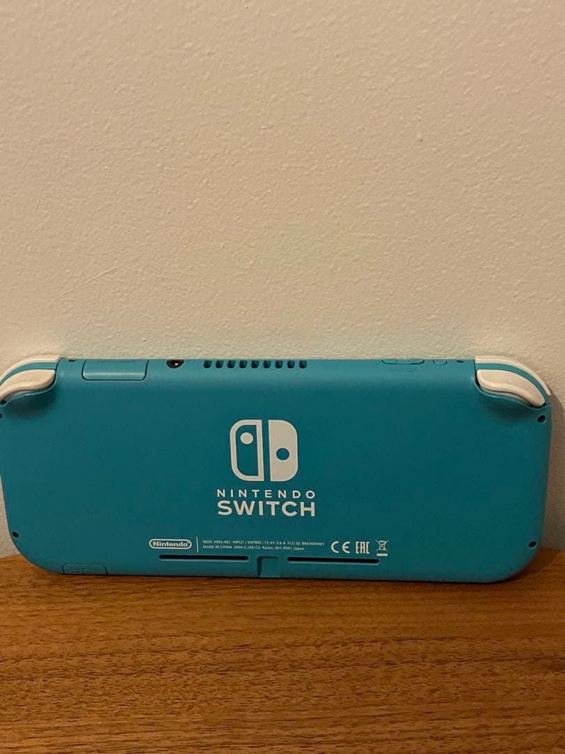 Nintendo switch lite 本体　ニンテンドースイッチライト本体
