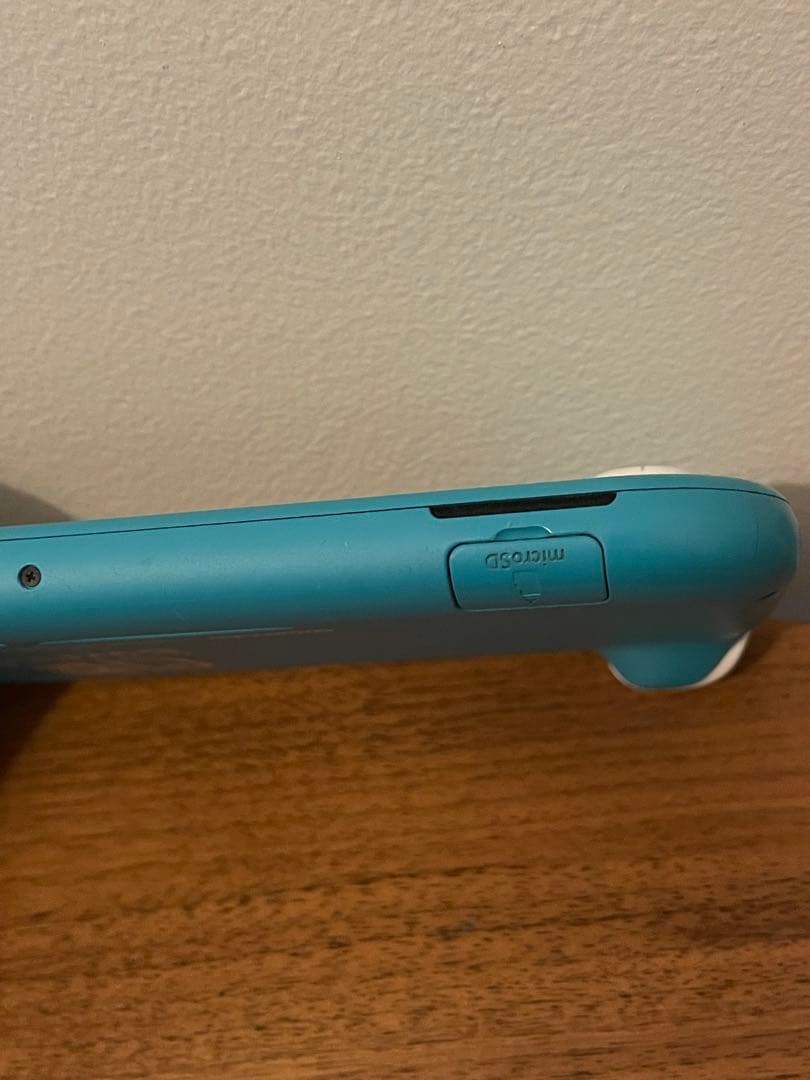 Nintendo switch lite 本体　ニンテンドースイッチライト本体