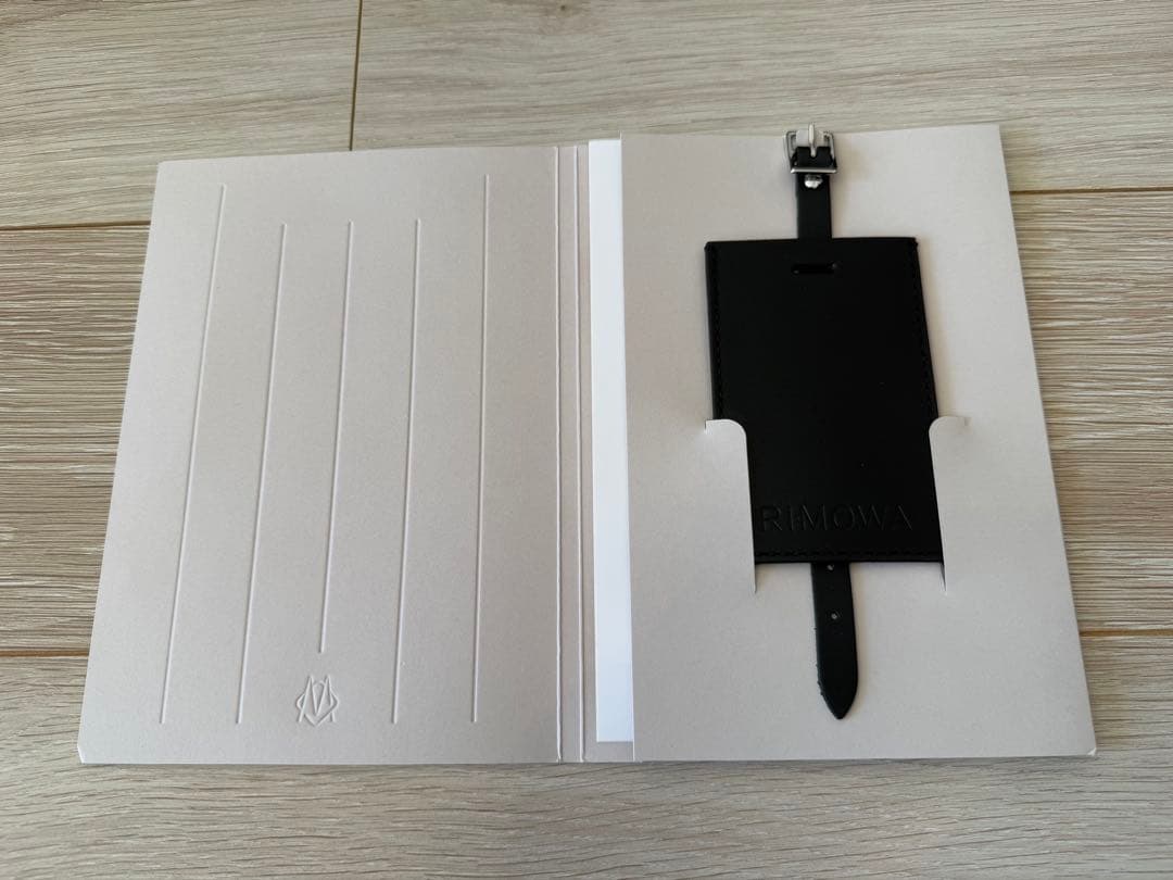 J RIMOWA Essential Cabin S マットブラック