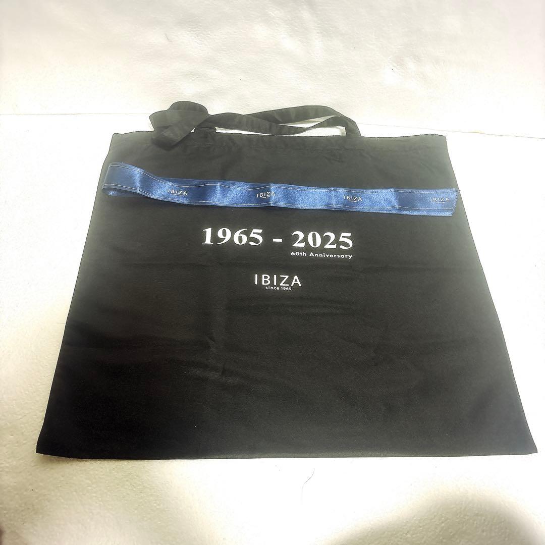 極美品 イビサIBIZA　アニマーダ　ナイロンショルダー　パンダ