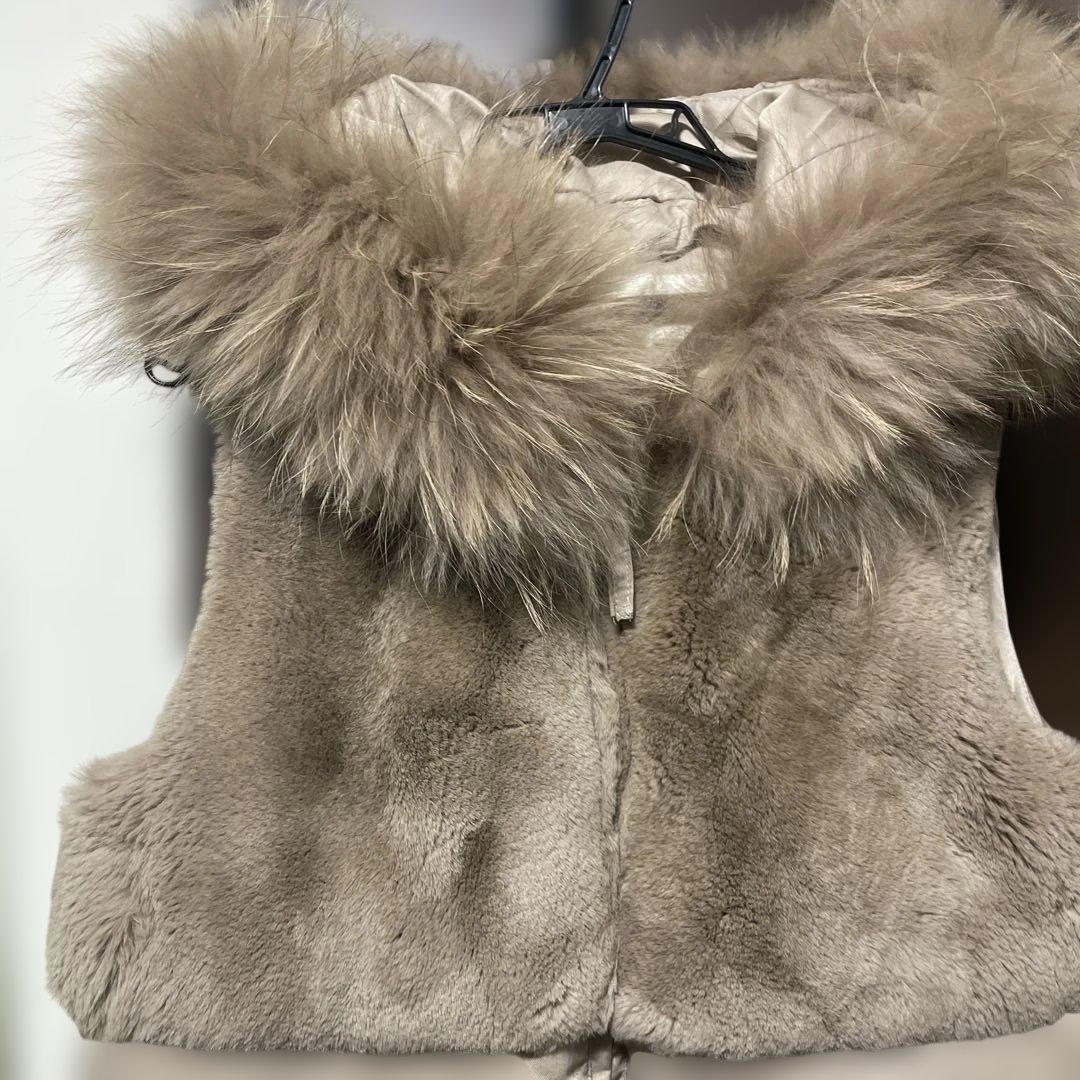 Diagram/フード付きリアルファーダウンベスト