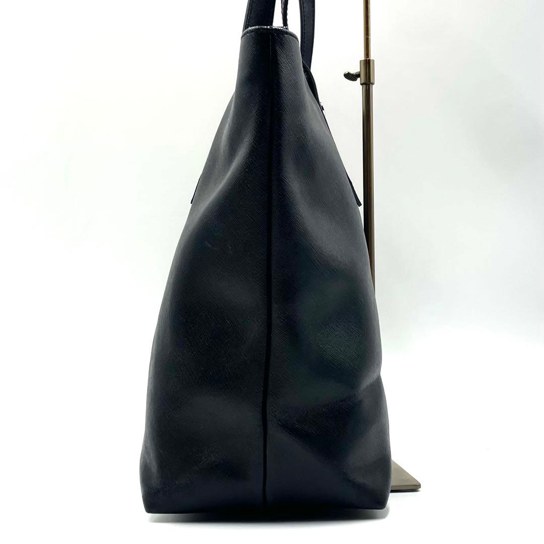 極美品 ヴィヴィアンウエストウッド トートバッグ ディアマンテハート 黒 レザー