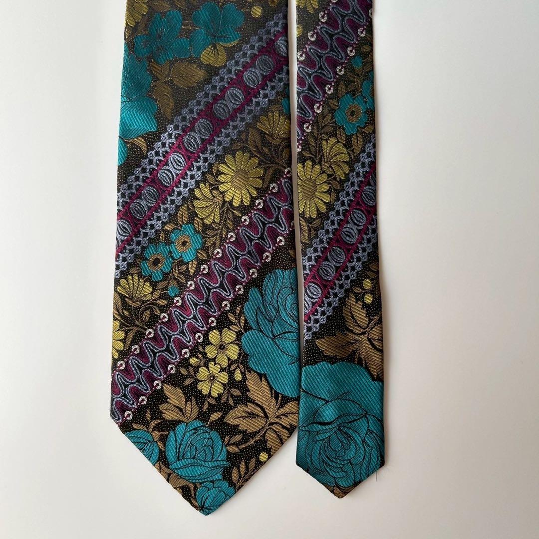 【タグ付未使用】FENDI シルクネクタイ バロック調フローラルジャカード