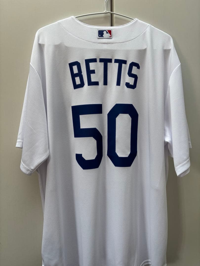 ドジャース ムーキー・ベッツ ユニフォーム