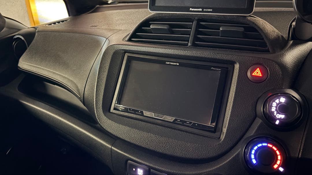 GEフィット　グローブボックス&オーディオパネル ＋ USハザードスイッチ