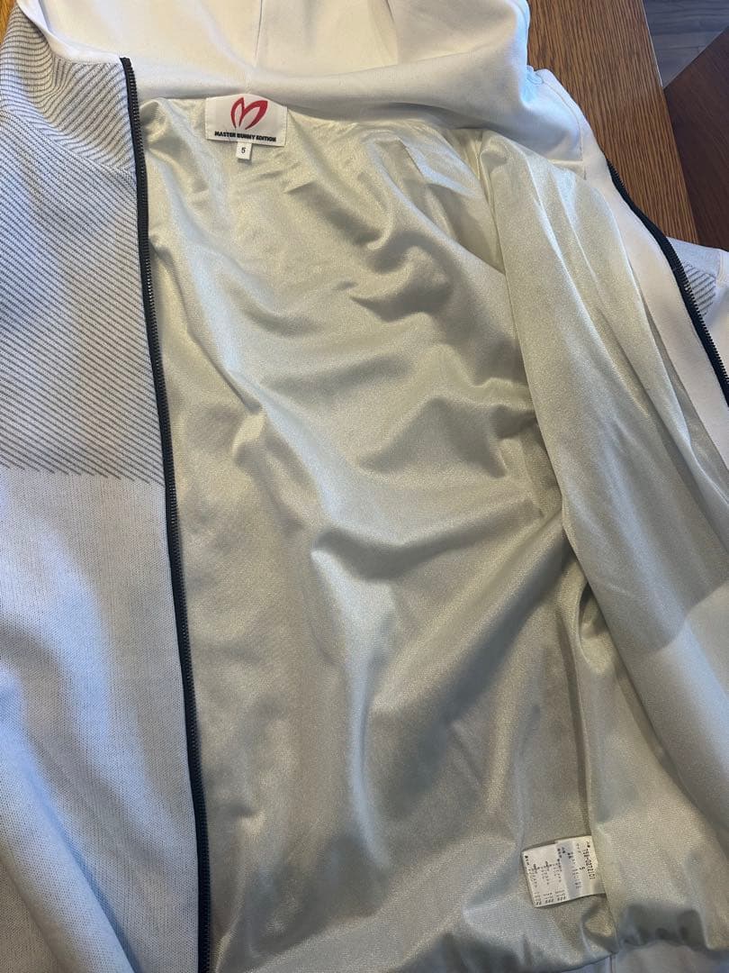 MASTER BUNNY EDITION フルジップジャケット