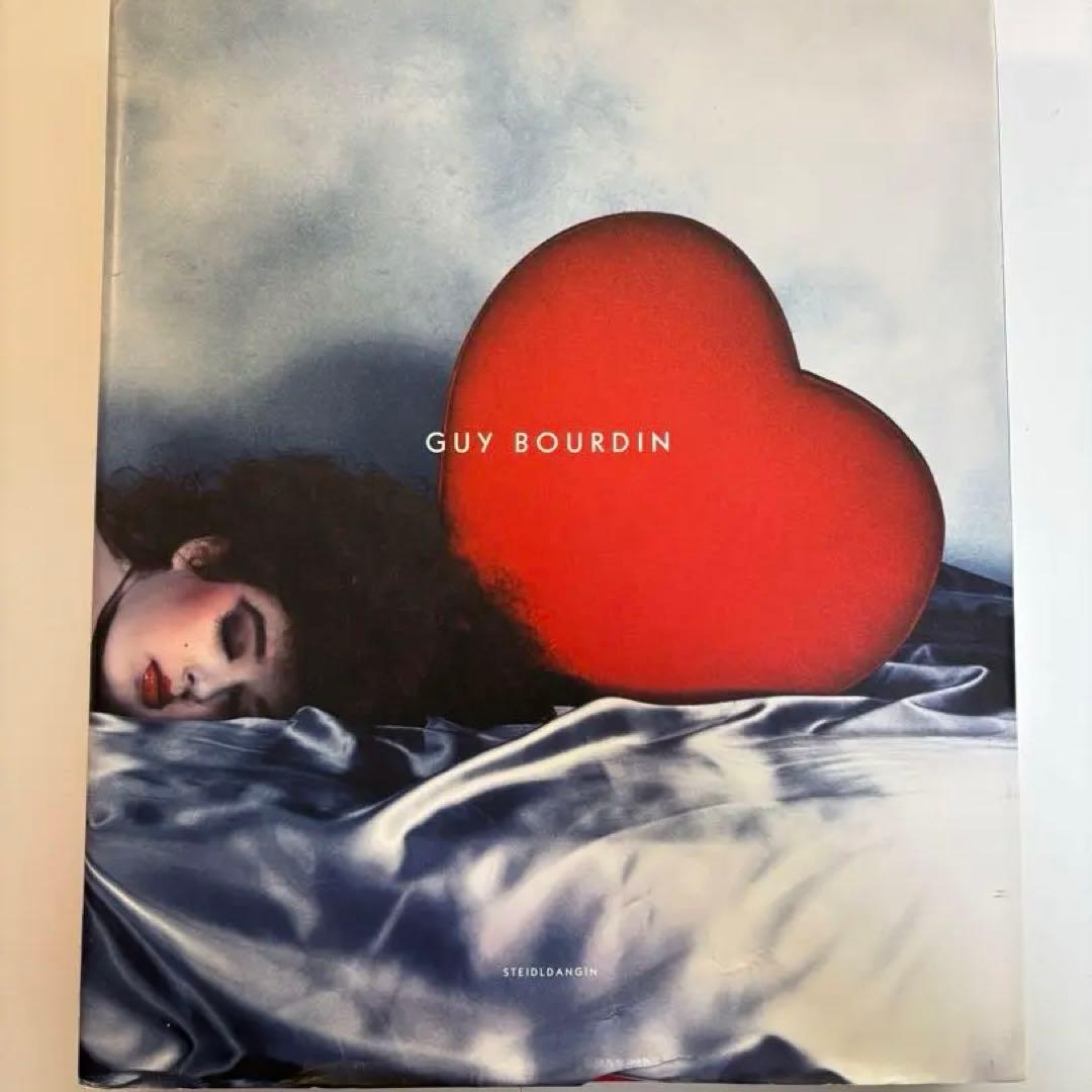 Guy Bourdin 写真集　洋書　アート