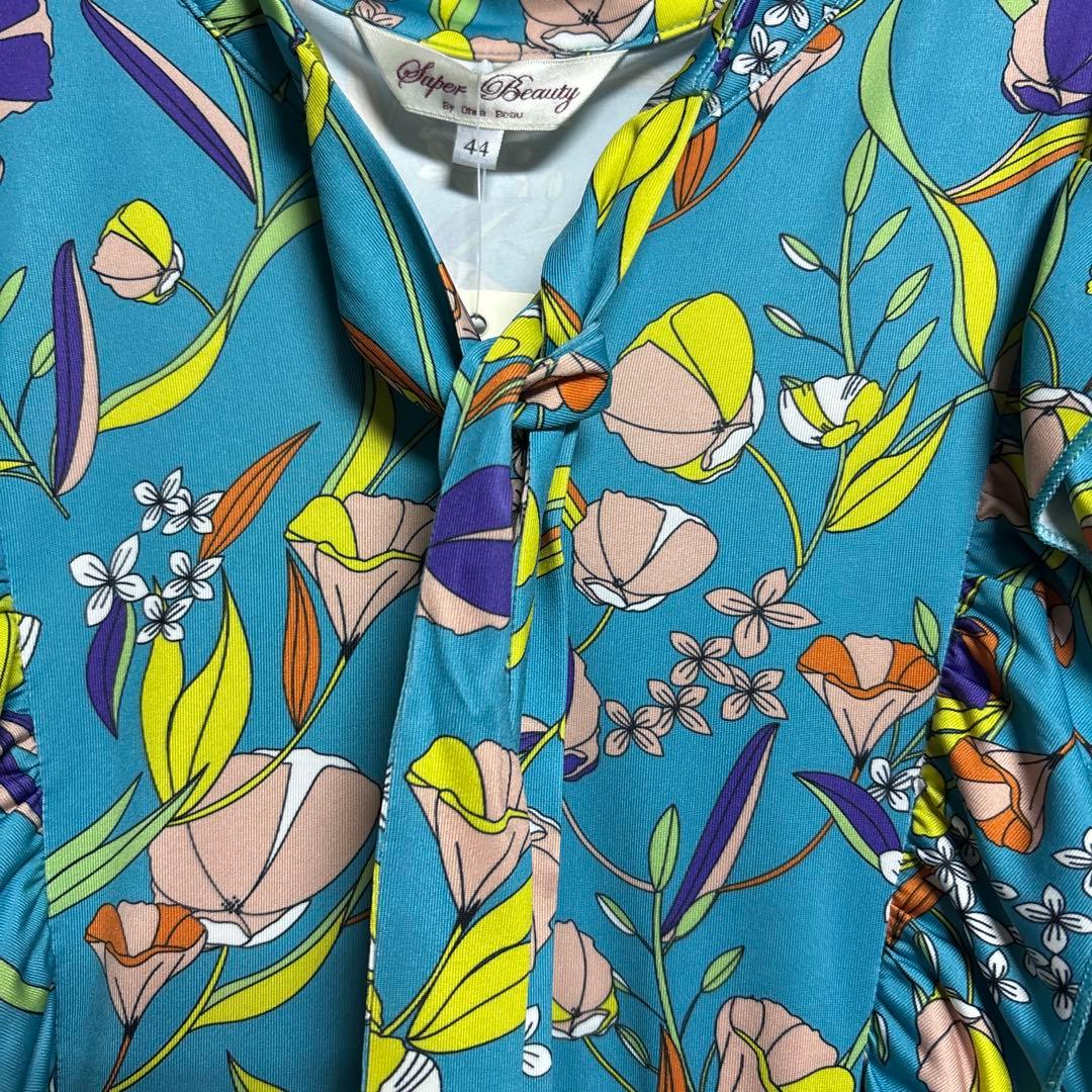 スーパービューティー　ワンピース