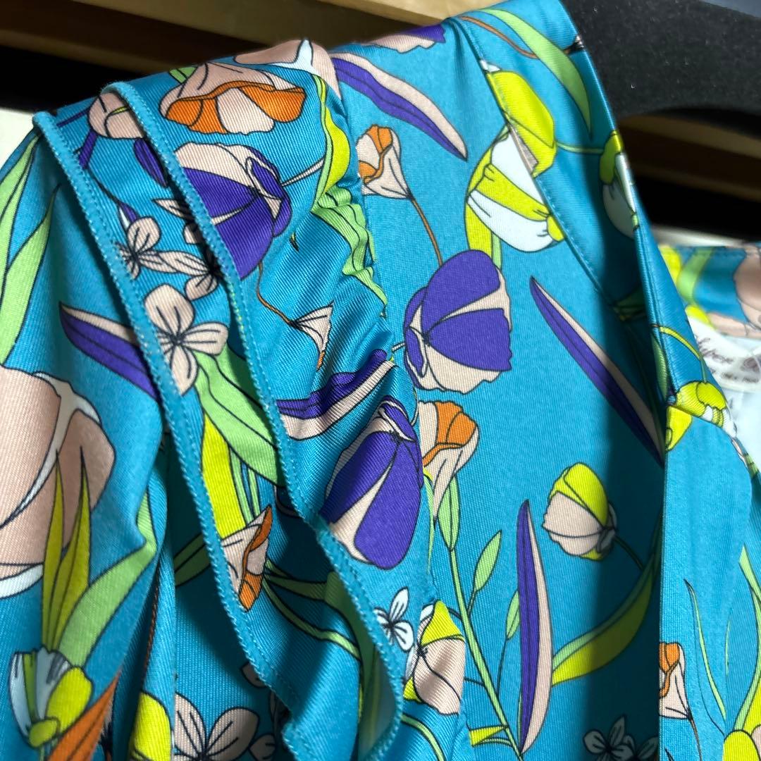 スーパービューティー　ワンピース