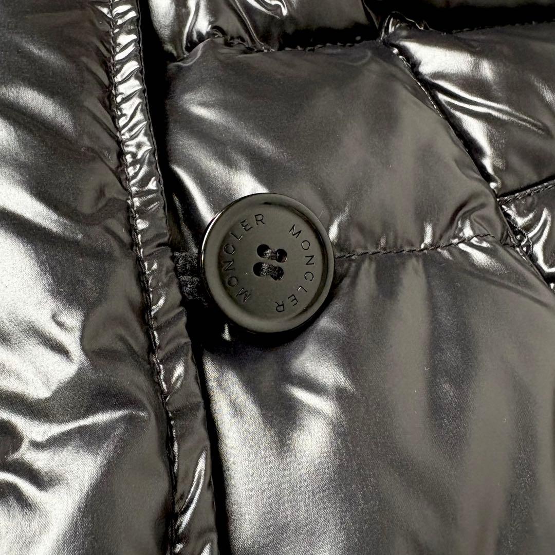 モンクレール 2way ダウンベスト フード リアルファー ロゴワッペン