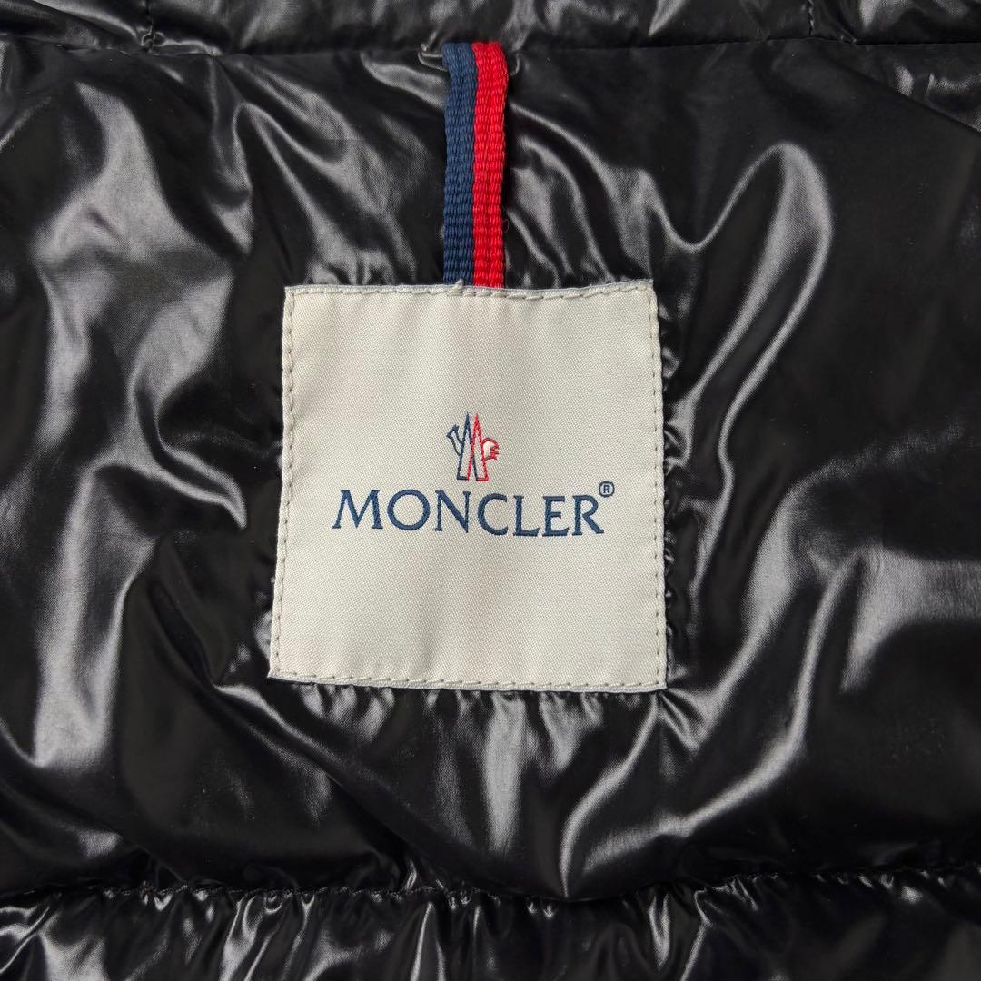 モンクレール 2way ダウンベスト フード リアルファー ロゴワッペン