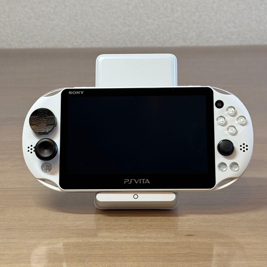 4-140 PSVITA PCH-2000 グレイシャー・ホワイト