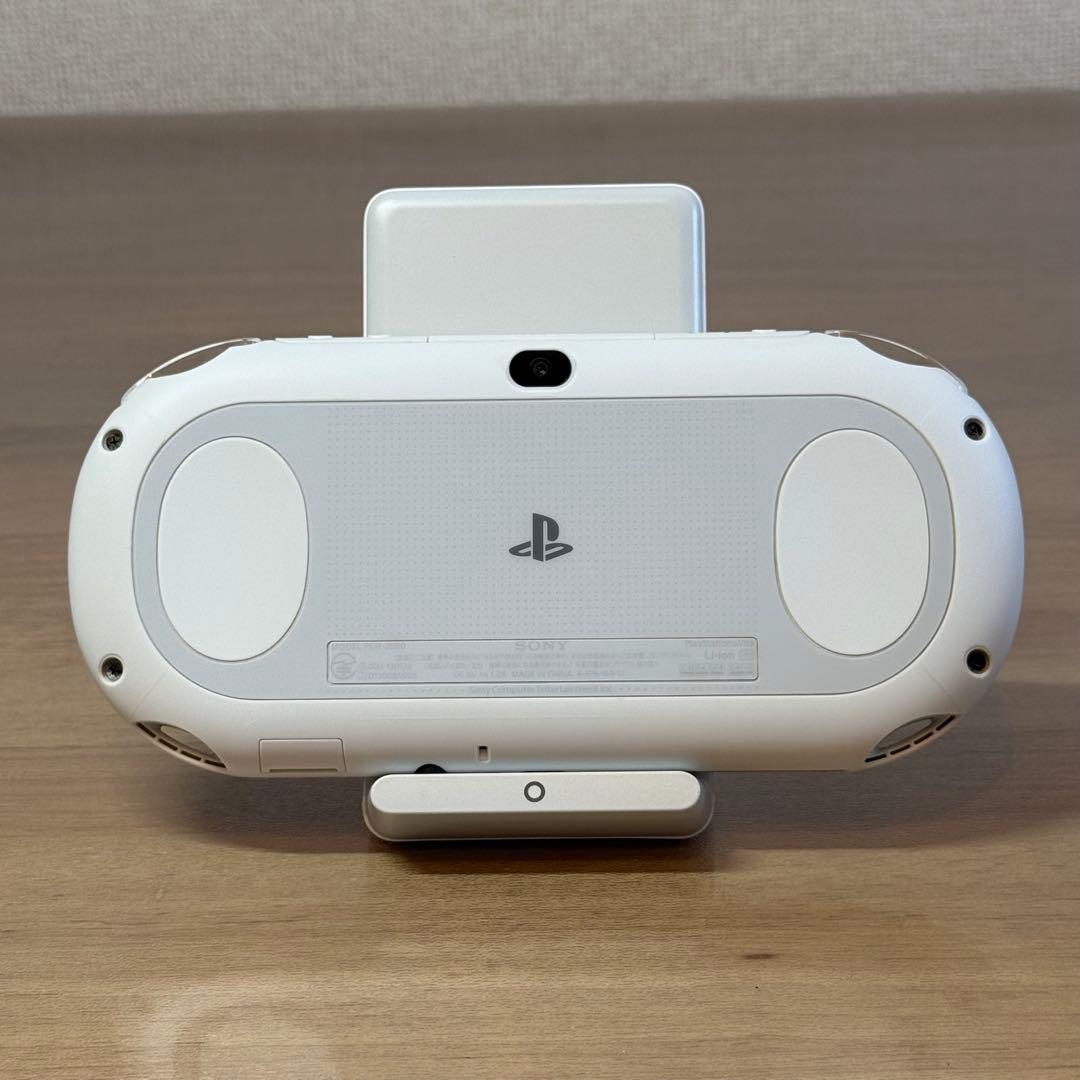 4-140 PSVITA PCH-2000 グレイシャー・ホワイト